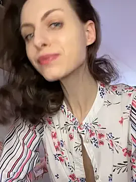 NANA_7 – webcam model profile photo Image 19