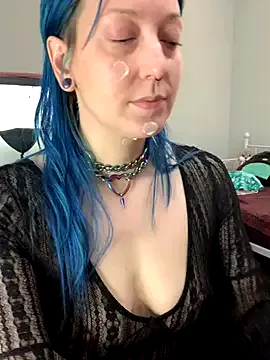 roouse – webcam model profile photo Image 11