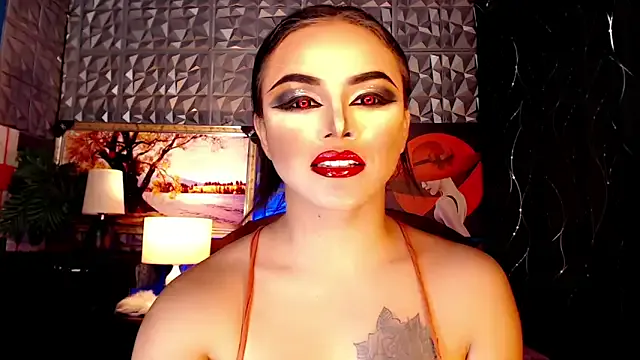 oxo_yuna_oxo – webcam model profile photo Image 15