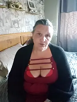 Mia--meow – webcam model profile photo Image 17