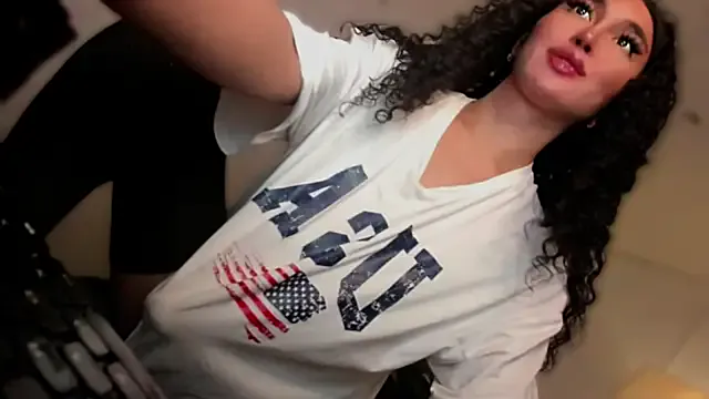 AnaliaSissySlut – webcam model profile photo Image 7