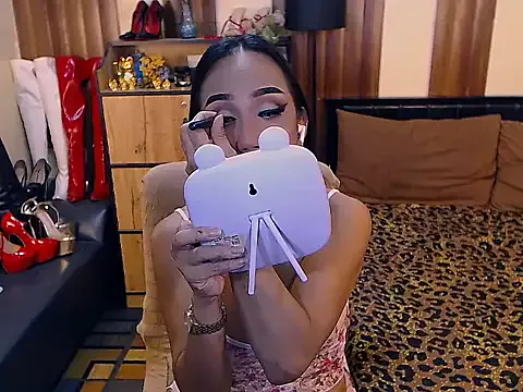 lavetax1 – webcam model profile photo Image 17