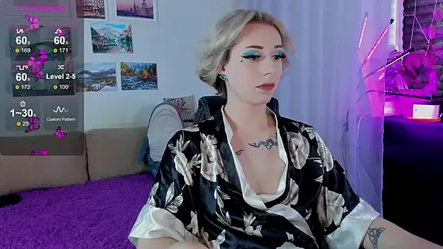 roouse – webcam model profile photo Image 17