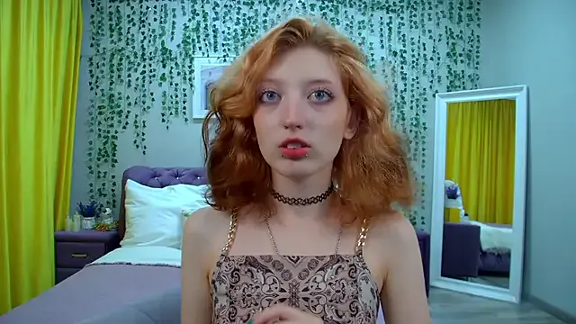 roouse – webcam model profile photo Image 17