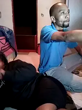 roouse – webcam model profile photo Image 13