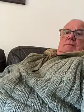  – webcam model profile photo Image 19