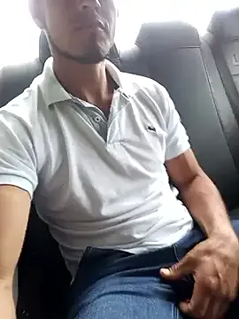 sara__xx__love – webcam model profile photo Image 11