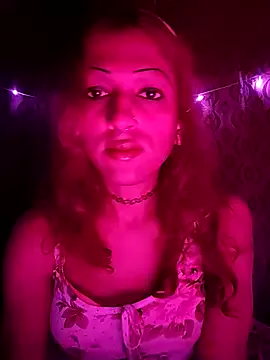 roouse – webcam model profile photo Image 16