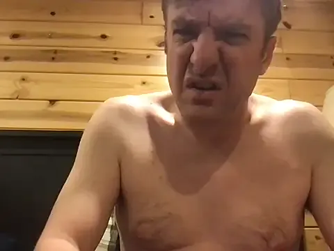 mnguy1983 – webcam model profile photo