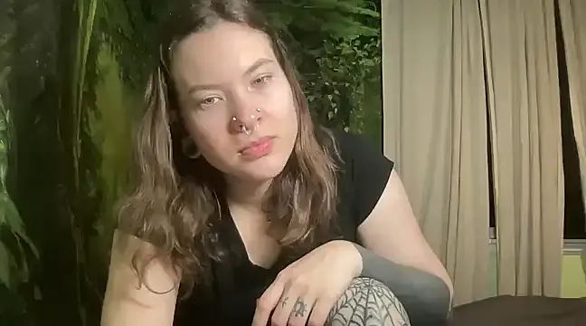 mo0ngoddess's Thumb Image