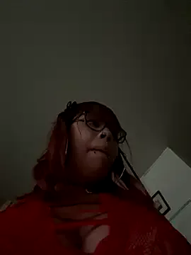 roouse – webcam model profile photo Image 8