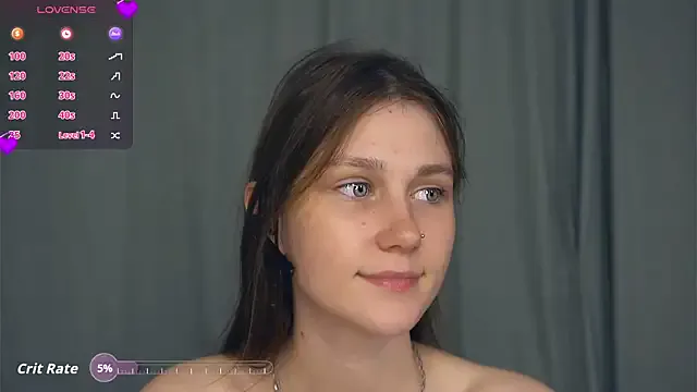 roouse – webcam model profile photo Image 12