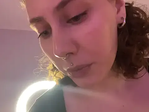 Melissa – webcam model profile photo Image 1