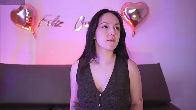 NatyRiveiro – webcam model profile photo Image 3