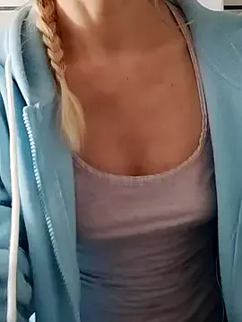 Monique_2023 – webcam model profile photo