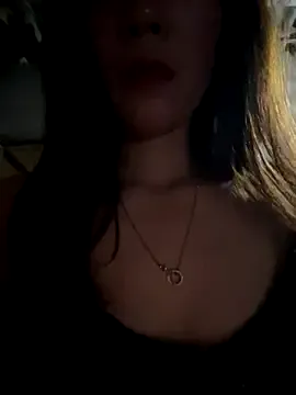 oxo_yuna_oxo – webcam model profile photo Image 5