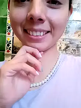 ManaMi-maru – webcam model profile photo Image 2