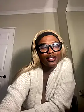 Garima_G – webcam model profile photo Image 3