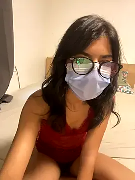 GouGou-111 – webcam model profile photo Image 13