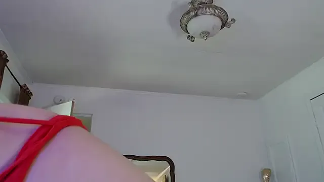 MarieLima – webcam model profile photo Image 4