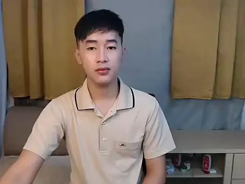 Big_ayu_ cam model Image 4