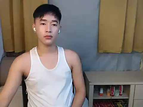 Big_ayu_ cam model Image 5