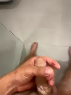 Yui-Ch – webcam model profile photo Image 4