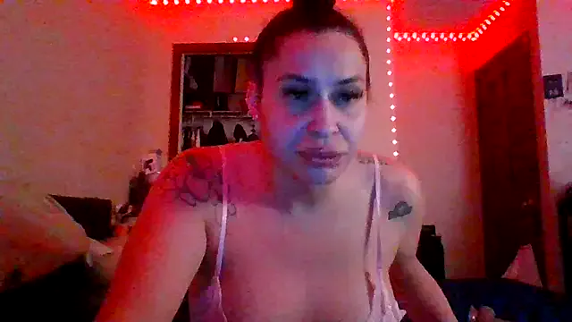 _Alice_1 – webcam model profile photo Image 12