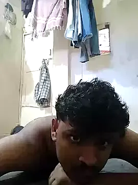 roouse – webcam model profile photo Image 11