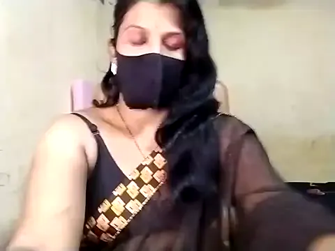 roouse – webcam model profile photo Image 16