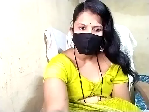 roouse – webcam model profile photo Image 19