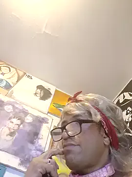 oxo_yuna_oxo – webcam model profile photo Image 14