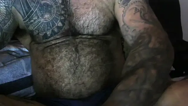  – webcam model profile photo Image 2