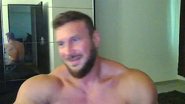  – webcam model profile photo Image 9