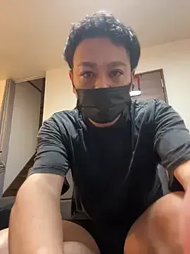 maataaan – webcam model profile photo Image 6