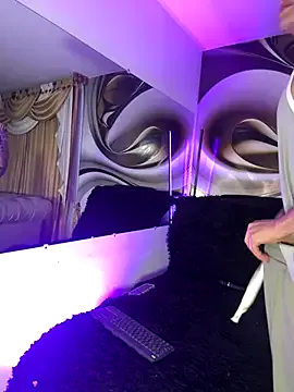 RollDolls – webcam model profile photo Image 17