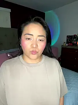 AuroraCruise – webcam model profile photo Image 5