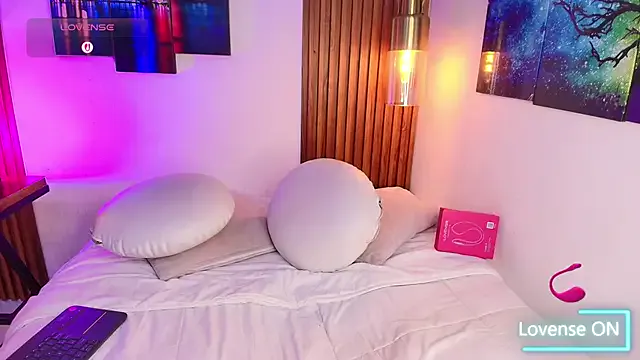 Princess_Helena – webcam model profile photo Image 5