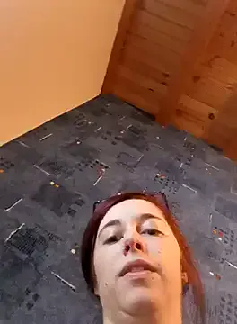 Mia--meow – webcam model profile photo Image 10