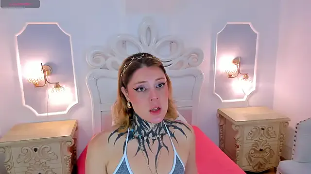  – webcam model profile photo Image 2