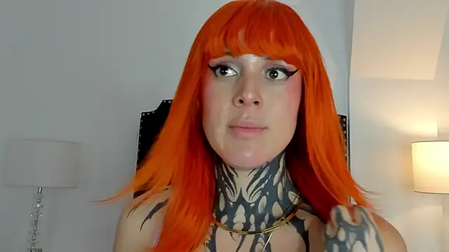  – webcam model profile photo Image 7
