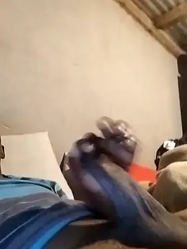 maataaan – webcam model profile photo Image 6