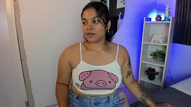 Mia--meow – webcam model profile photo Image 14