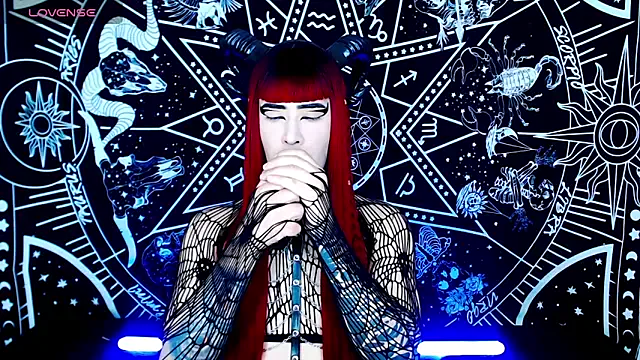 roouse – webcam model profile photo Image 16