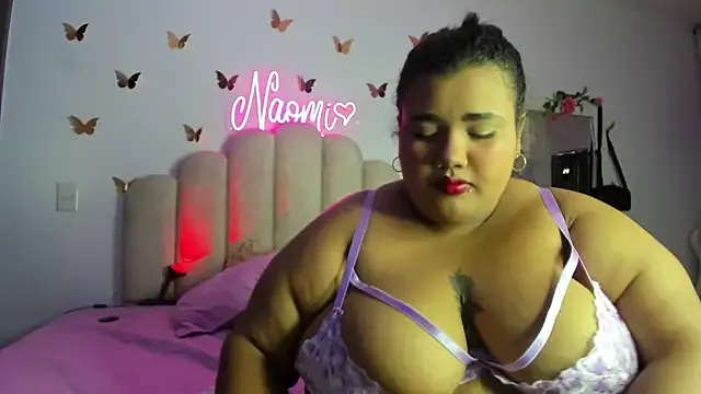 NATINATU252525 – webcam model profile photo Image 18