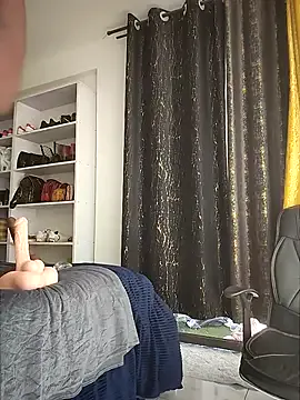 RosalinLafayette – webcam model profile photo Image 13