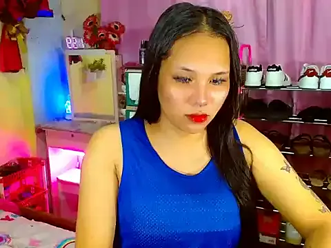 SpicySluts – webcam model profile photo Image 13