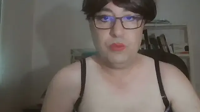 Megu_Melon – webcam model profile photo Image 5