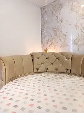 NANA_7 – webcam model profile photo Image 19