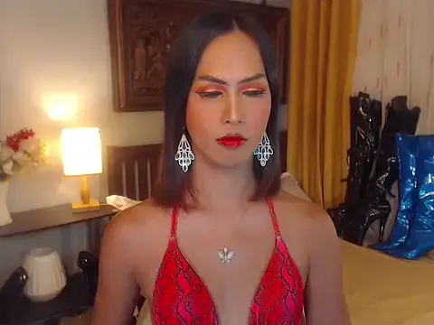 seraphine23 – webcam model profile photo Image 18